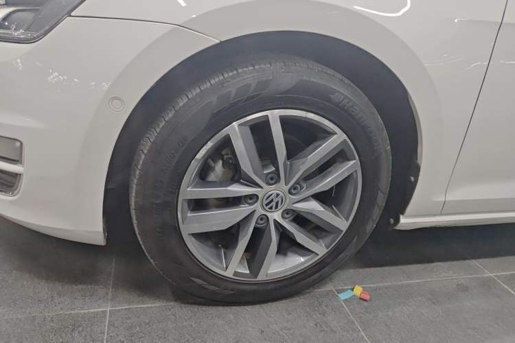 Used Volkswagen Golf 2017 230TSI Automatic Luxury Million-Vehicle Commemorative Edition
