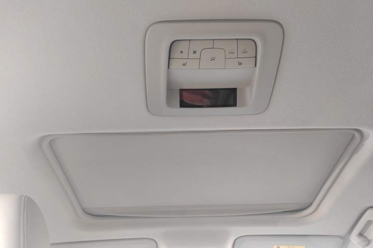 Used Buick GL8 2014 3.0L GT Luxury Business Haoya Edition
