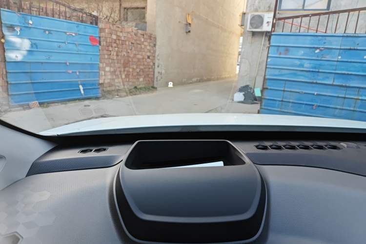 Used Geometry A 2021 Pro Enhanced High-Efficiency Range Version 600 km A600 Cubic Edition
