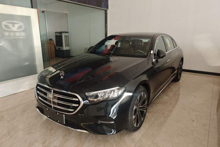 Used Mercedes-Benz E-Class 2025 Facelift E 300 L Luxury Edition
