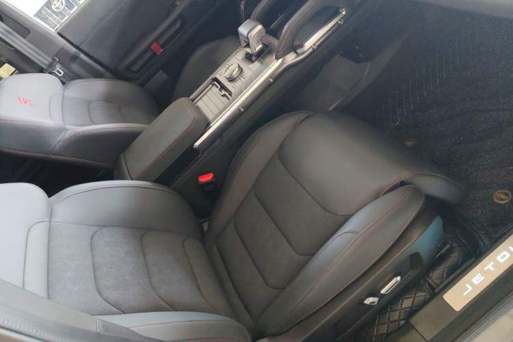 Used Jetour Traveler 2023 2.0T All-Wheel Drive CrossPRO+
