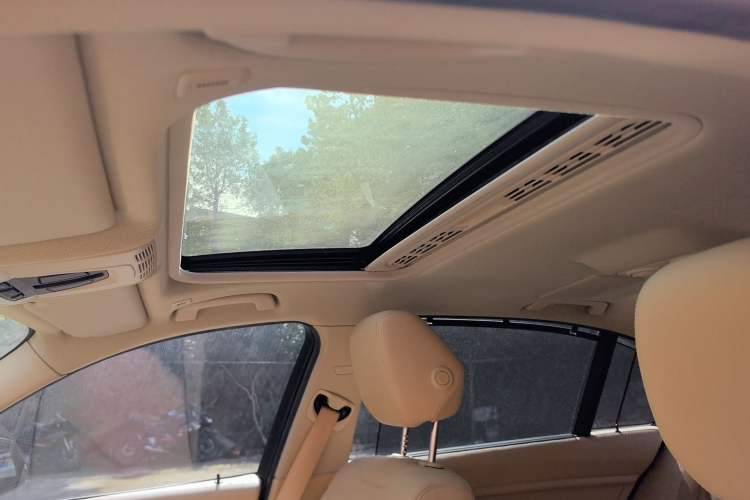 Used BMW 3 Series 2016 320Li Ambition Model
