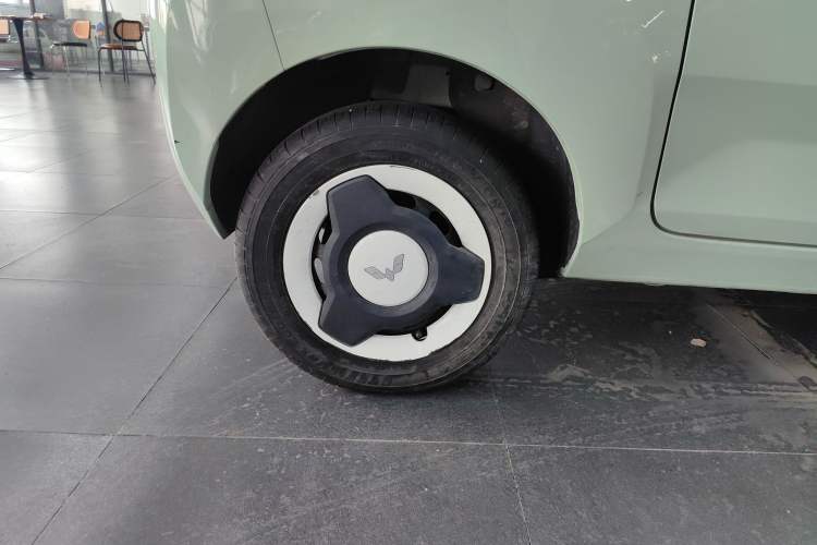 Used Wuling Hongguang MINIEV 2021 Macaron Premium Model – Lithium Iron Phosphate
