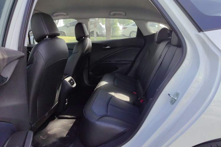 Used Buick Velite 6 2023 430km Range Commuter Version
