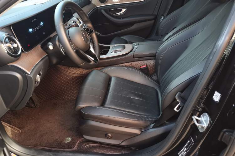 Used Mercedes-Benz E-Class 2021 Facelift E 260 L
