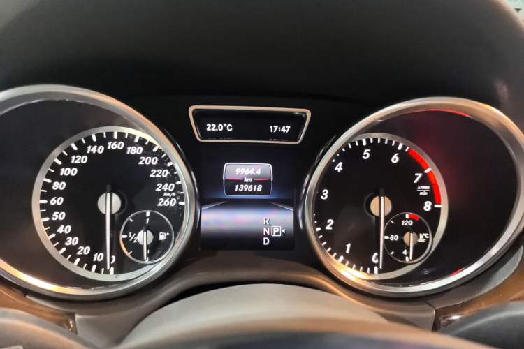 Used Mercedes-Benz M-Class 2014 ML 400 4MATIC Dynamic Model