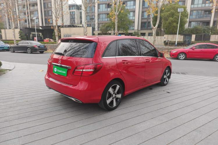 Used Mercedes-Benz B-Class 2015 B 200 Fashion Model