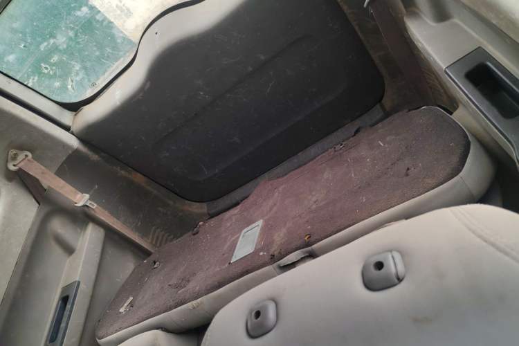 Used BAIC Weiwang M20 2014 1.5L Basic Version DAM15DL
