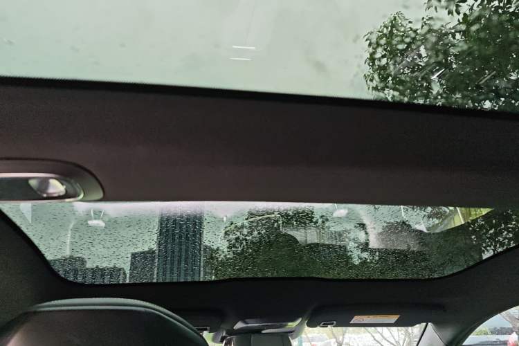 Used XPeng P7 2022 670E+ Pengyi Edition
