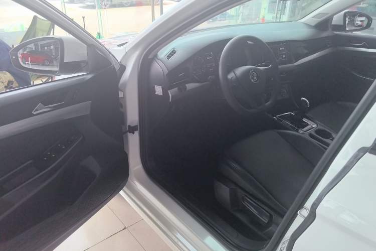 Used Volkswagen Bora 2021 1.5L Automatic Fashionable Smart Connectivity Version