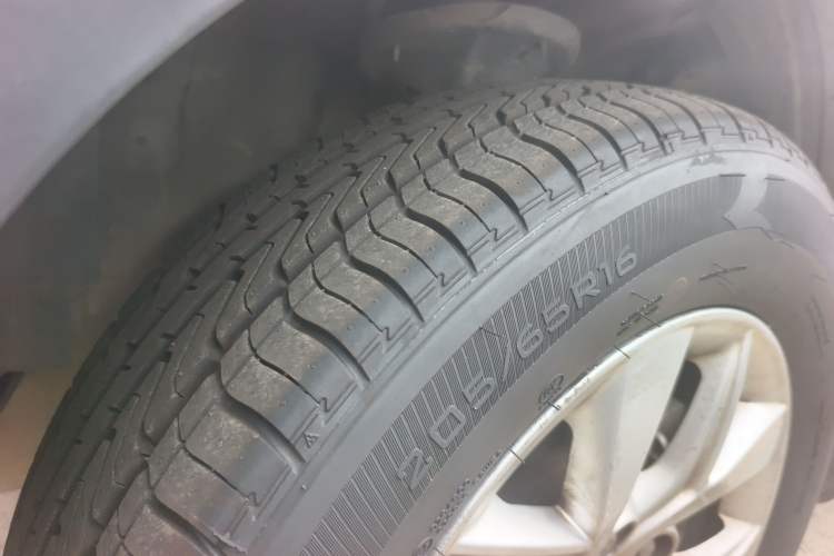 Used Wuling Hongguang S3 2019 1.5L Manual Comfort Model China VI Standard
