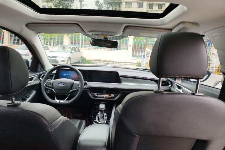 Used Ford Escort 2021 1.5L Automatic Diamond Edition
