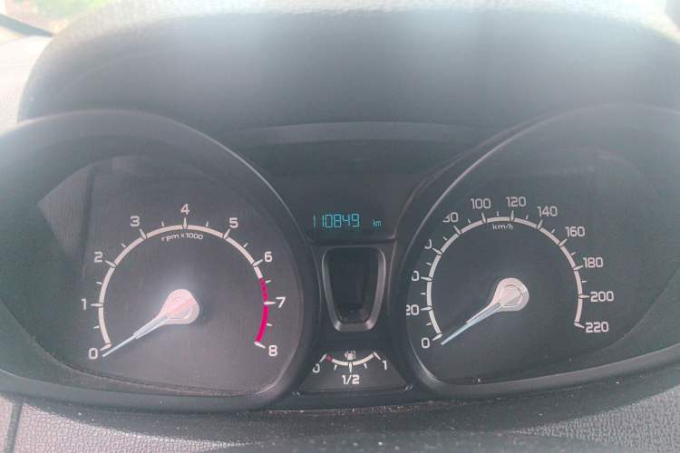 Used Ford EcoSport 2013 1.5L Manual Fashion Model
