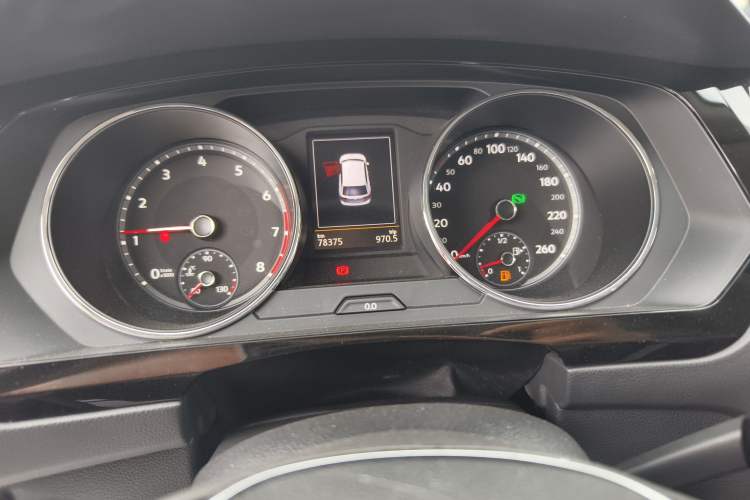 Used Volkswagen Tiguan L 2019 330TSI Automatic Two-Wheel Drive Panoramic Comfort Edition China VI Standard
