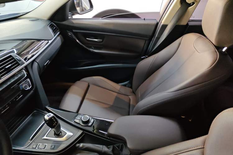 Used BMW 3 Series 2018 320Li Fashion Model