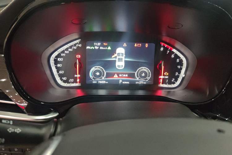 Used Changan CS85 COUPE 2019 1.5T DCT Luxury Version China VI Standard