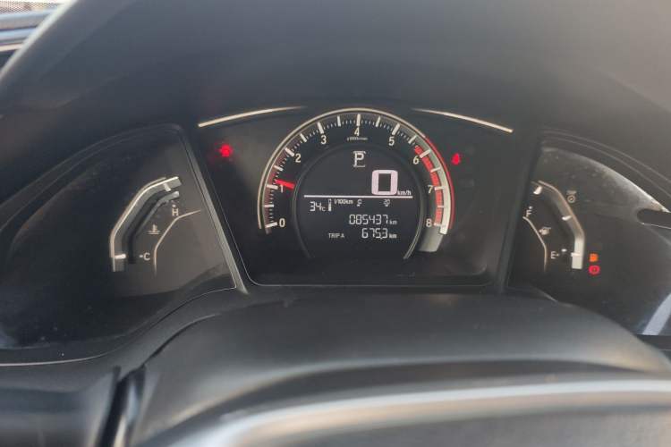 Used Honda Civic 2016 180TURBO CVT Comfort Version
