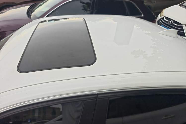 Used BMW 3 Series 2015 320Li Fashion Model
