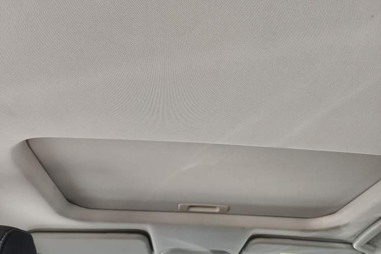 Used Ford Escort 2017 Happiness Edition 1.5L Automatic Fashion Version
