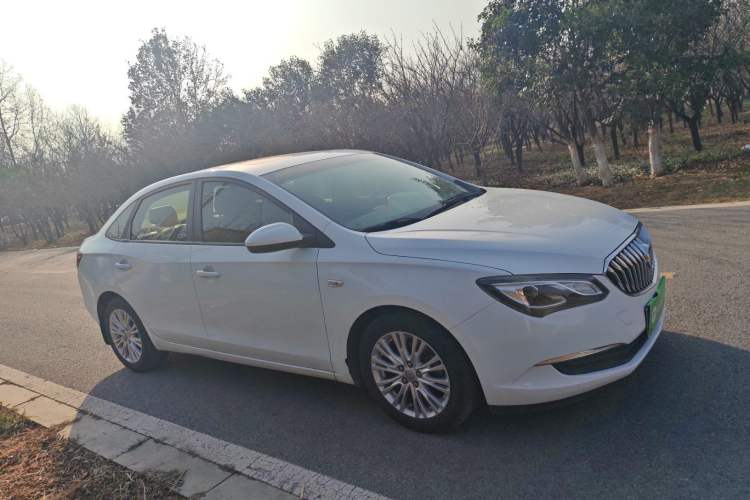 Used Buick GT 2015 18T Dual-Clutch Elite Model
