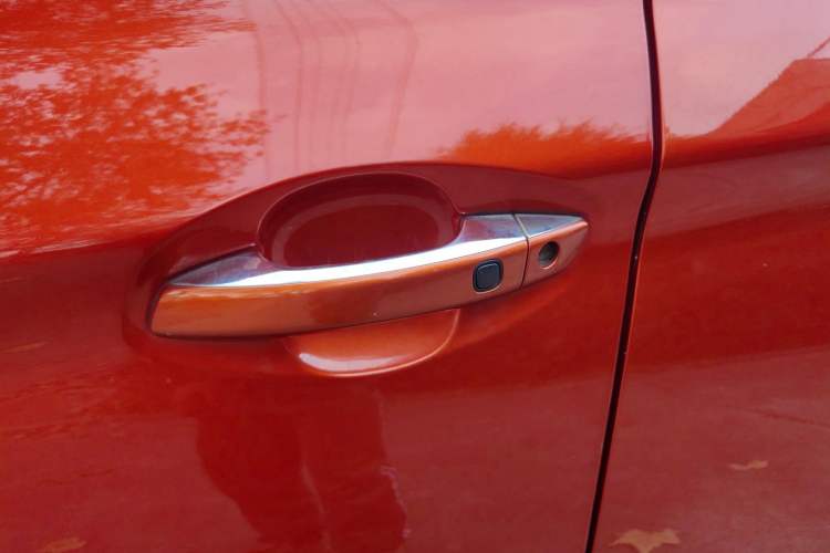 Used BYD Song 2016 Gaishi Edition 1.5TID Automatic Leading Model
