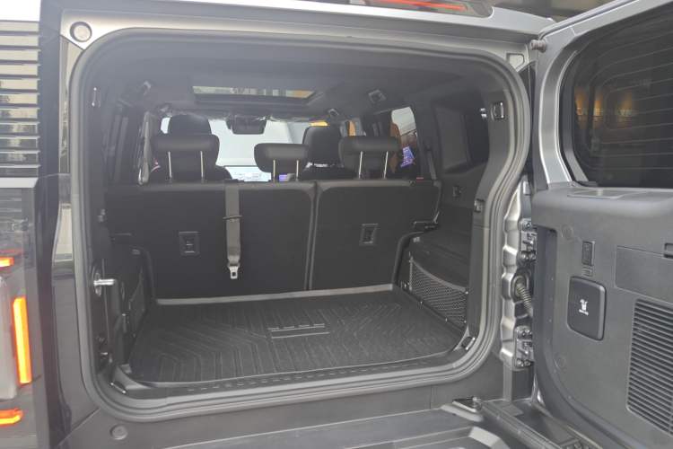 Used JETOUR Traveler 2023 2.0T All-Wheel Drive CrossPRO+
