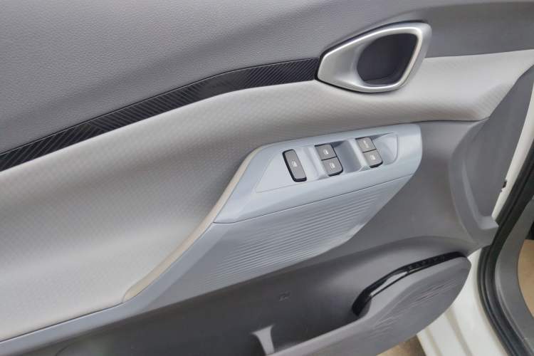 Used Baojun RC-5 2020 1.5L Manual Smart Luxury Edition
