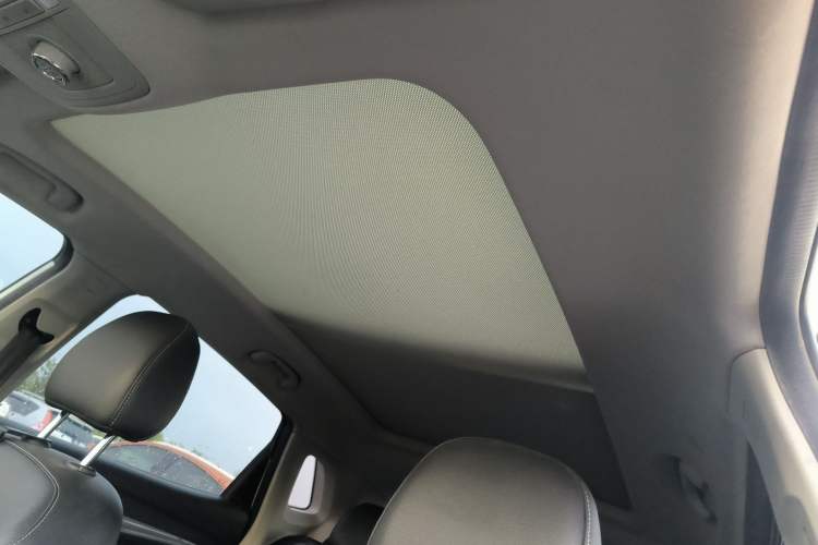 Used Roewe RX3 2018 1.6L Manual Flagship Edition
