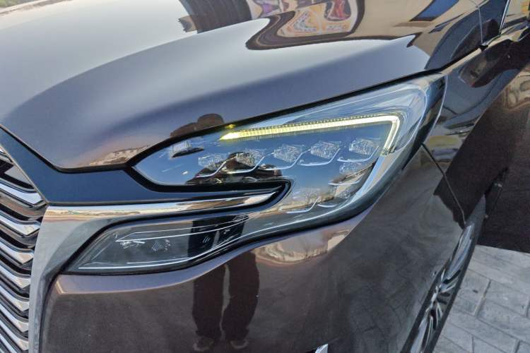 Used Buick GL8 2020 ES Land Cruiser 653T Luxury Model
