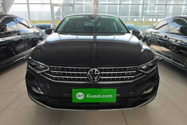 Used Volkswagen Magotan 2023 2 Million Units Commemorative Edition 330TSI DSG Luxury Version
