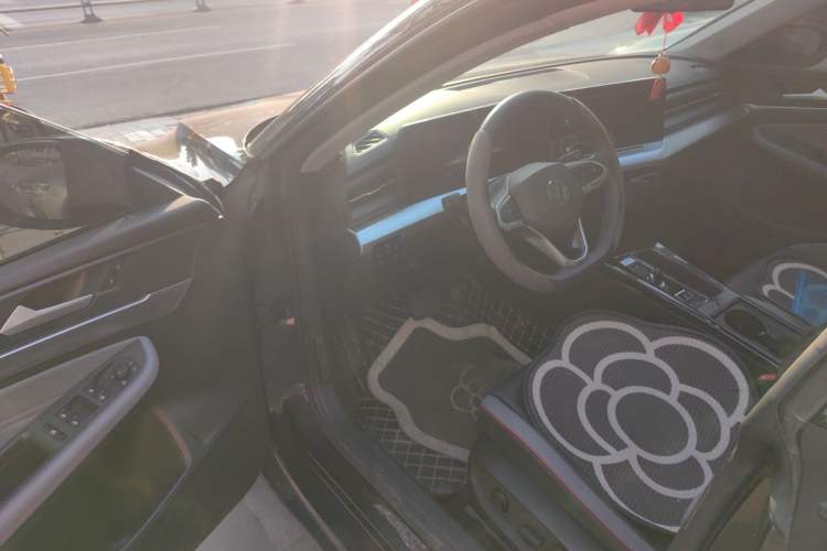 Used Volkswagen Lamando 2023 Lavida L 280TSI DSG Spicy Edition