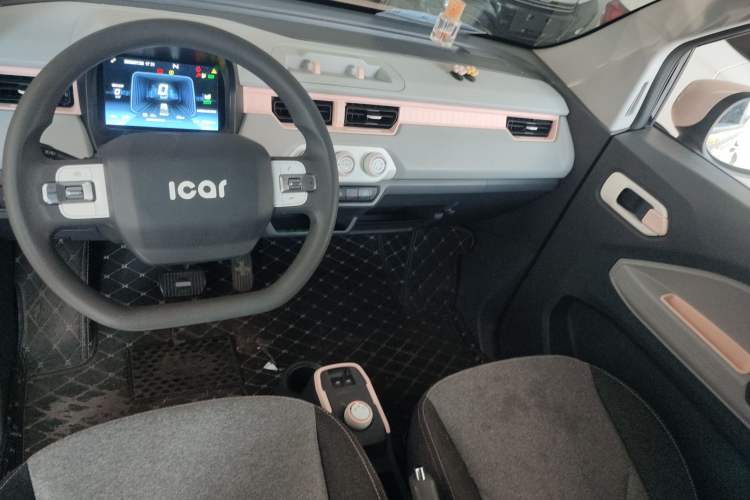 Used Chery QQ Ice Cream 2022 170km Sundae Phosphate Lithium-Ion
