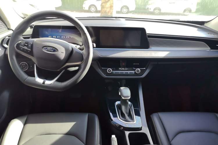 Used Ford Escort 2021 1.5L Automatic Diamond Edition
