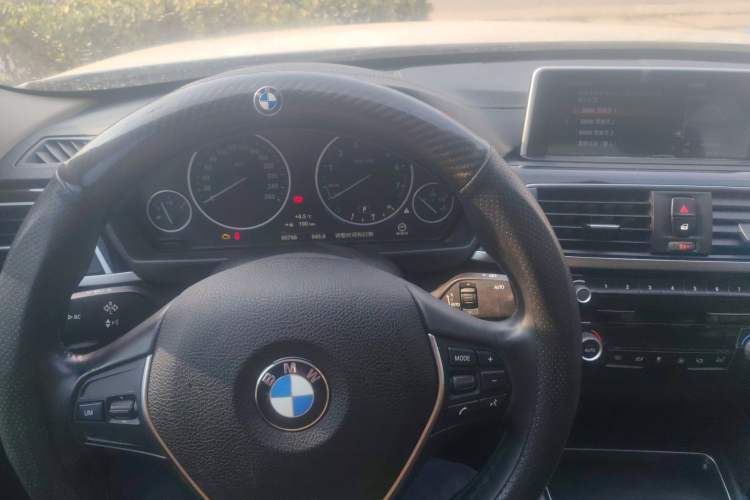 Used BMW 3 Series 2018 320Li Fashion Model
