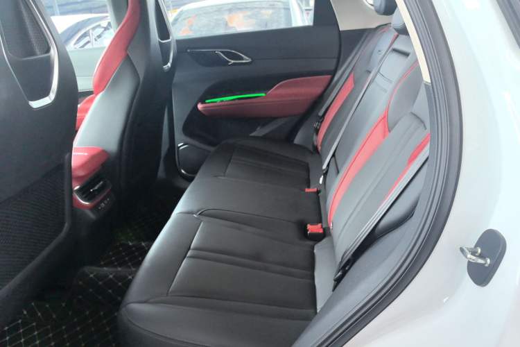 Used Hongqi HS3 2023 1.5T Two-Wheel Drive Shanwei Edition