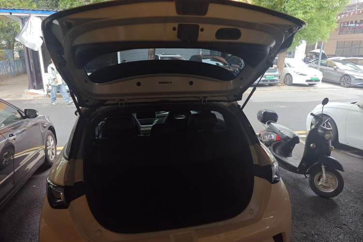 Used BYD Dolphin 2021 405 km Fashion Edition
