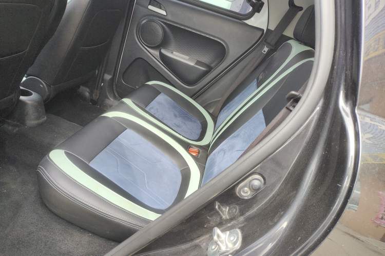 Used ORA Black Cat 2022 351 km Standard Version Ternary Lithium
