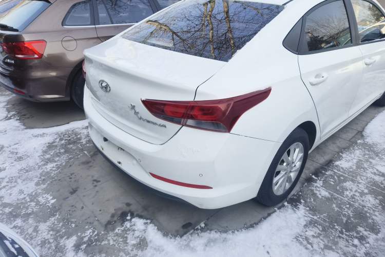Used Hyundai Verna (new generation) 2016 1.4L Manual Cool Edition GLS

