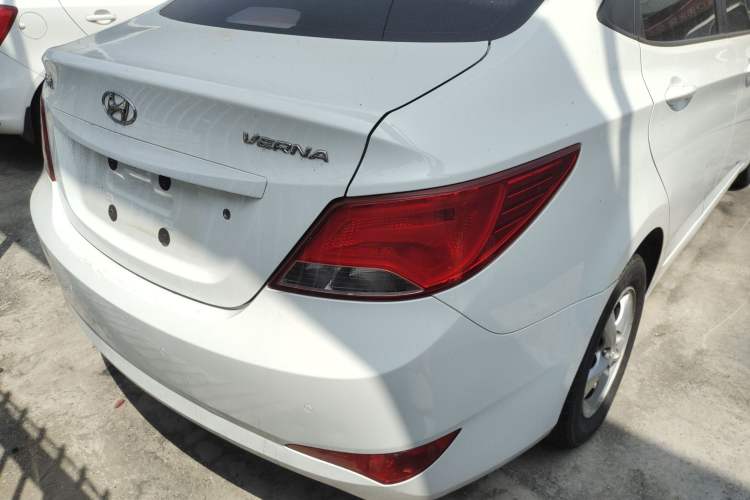 Used Hyundai Verna 2016 1.4L Manual Smart GLS Trim
