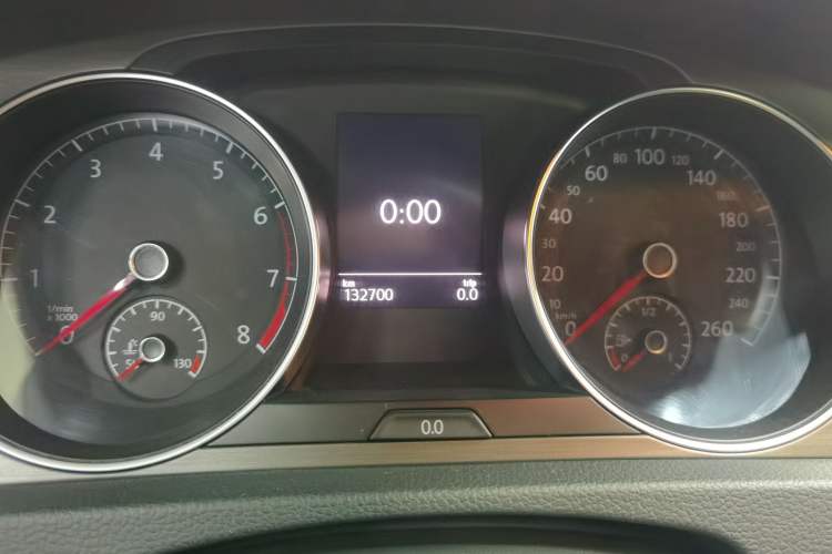 Used Volkswagen Golf 2016 230TSI Automatic Comfort Version
