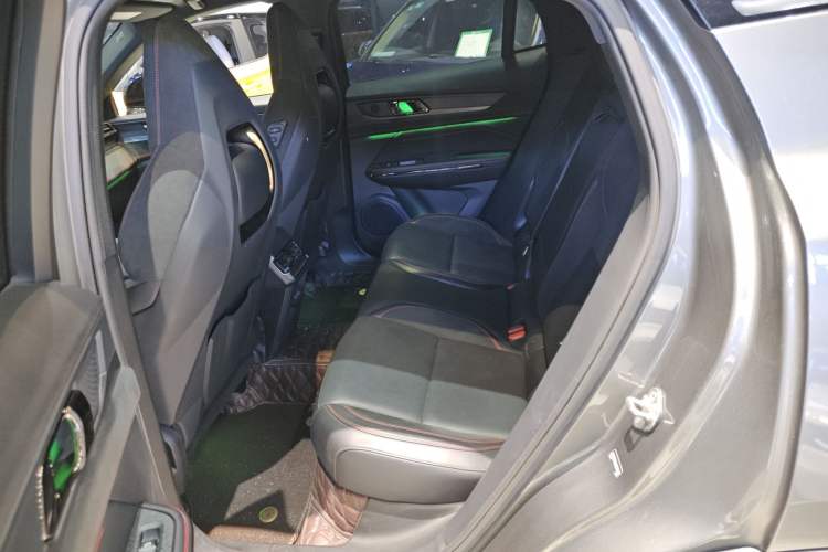 Used Lynk & Co 05 2022 2.0TD Four-Wheel Drive Dynamic Halo