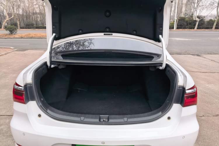 Used BYD Qin 2019 1.5L Manual Luxury Version