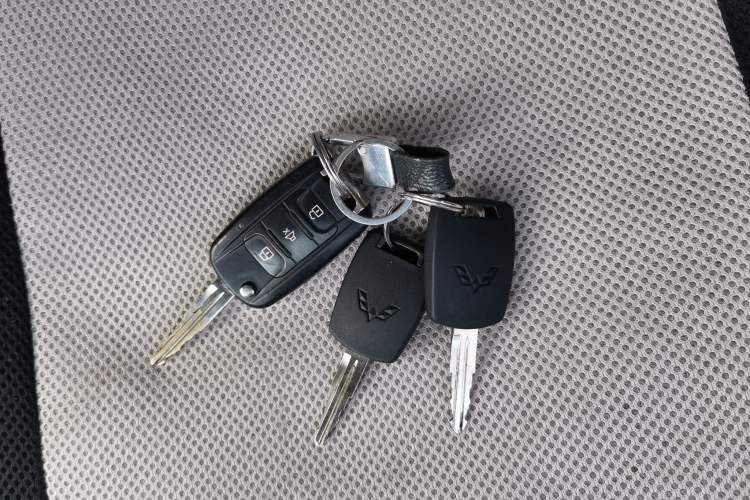 Used Wuling Rongguang V 2018 1.5L Practical Version
