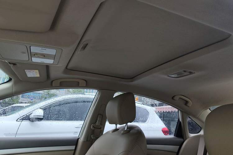 Used Nissan Sylphy 2012 Classic 1.6 XL Automatic Luxury Edition
