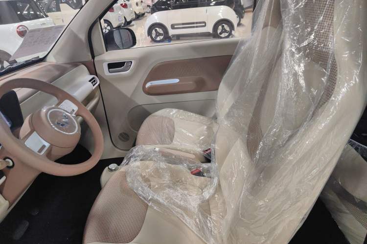 Used Wuling Hongguang MINIEV 2024 3rd Generation 215km Youth Edition