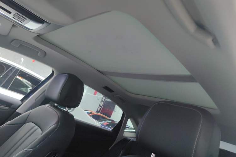 Used Volkswagen Passat 2024 380TSI Dragon Edition
