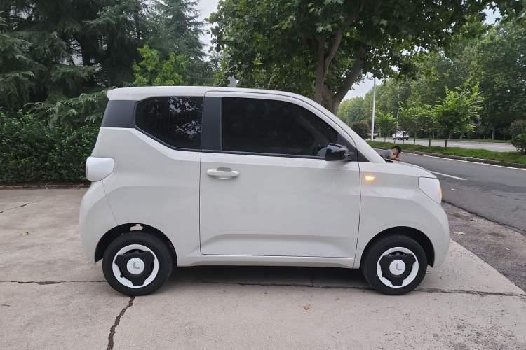 Used Wuling Hongguang MINIEV 2024 3rd Generation 215km Youth Edition