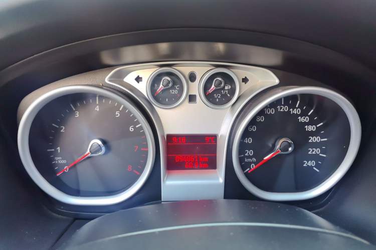 Used Ford Focus 2013 Hatchback Classic 1.8L Automatic Base Model
