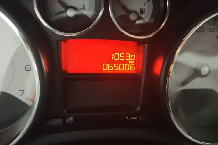 Used Peugeot 308 2014 Enjoy Edition Classic 1.6L Manual YouShang Model
