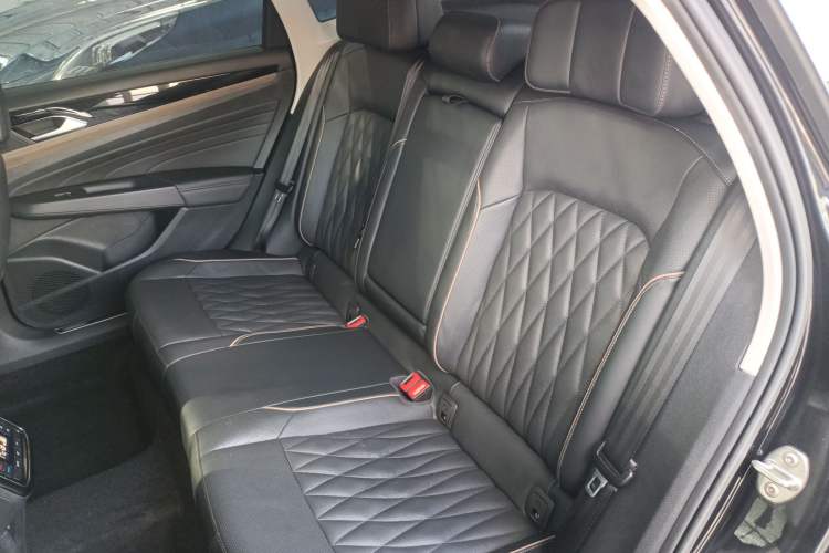 Used Volkswagen Passat 2021 330TSI Luxury Edition
